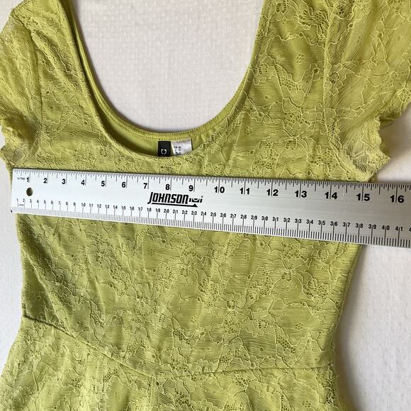 Divided By H&M Women Mini Dress US 10 Green Floral Fit & Flare Lace Short Sleeve - Picture 5 of 10